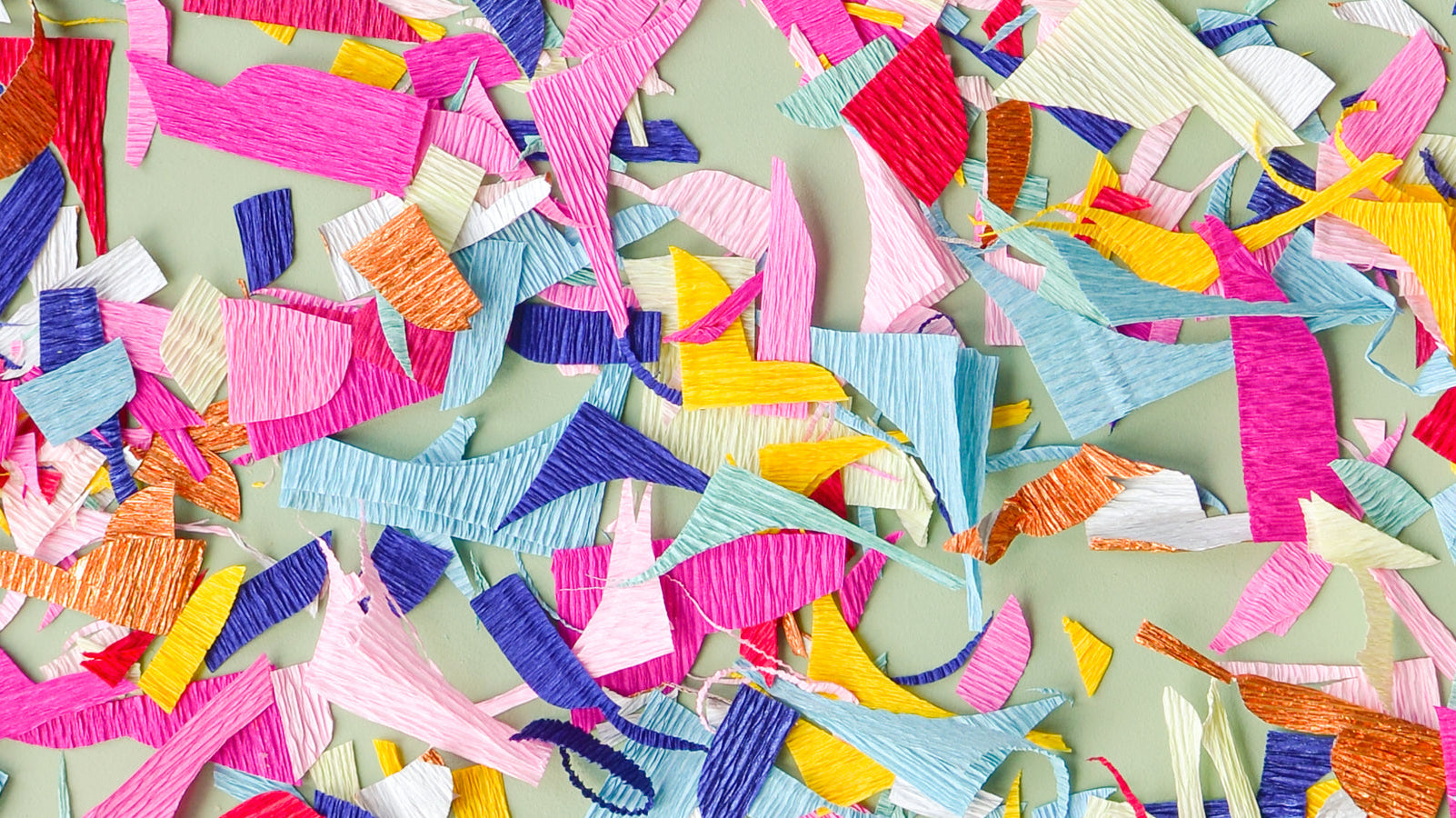 Making crepe paper flowers